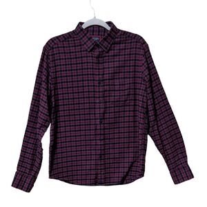 Untuck it maroon black flannel casual button up plaid shirt men's medium